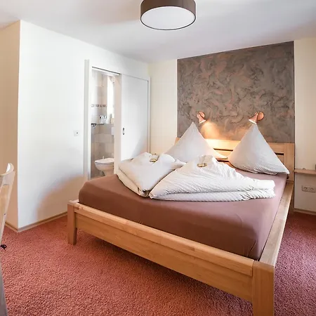 Haus Quentin 4* فيلنغن