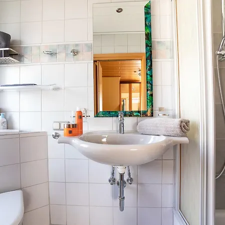 Haus Quentin بيت ضيافة فيلنغن